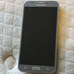 Samsung Galaxy J7 V 5.5in SM-J727V 16GB Verizon Wireless 8MP Smartphone